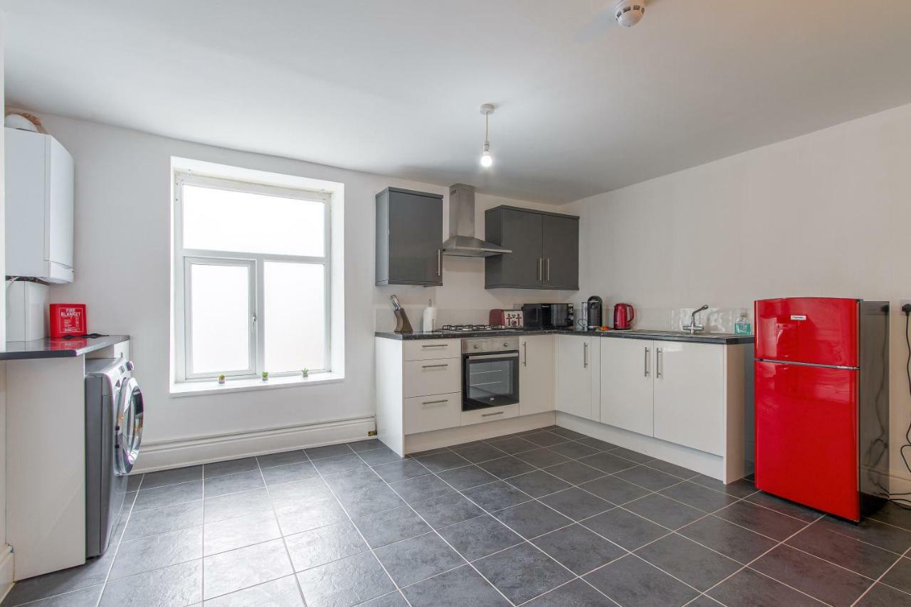 Party And Relax - Apartment Blackpool